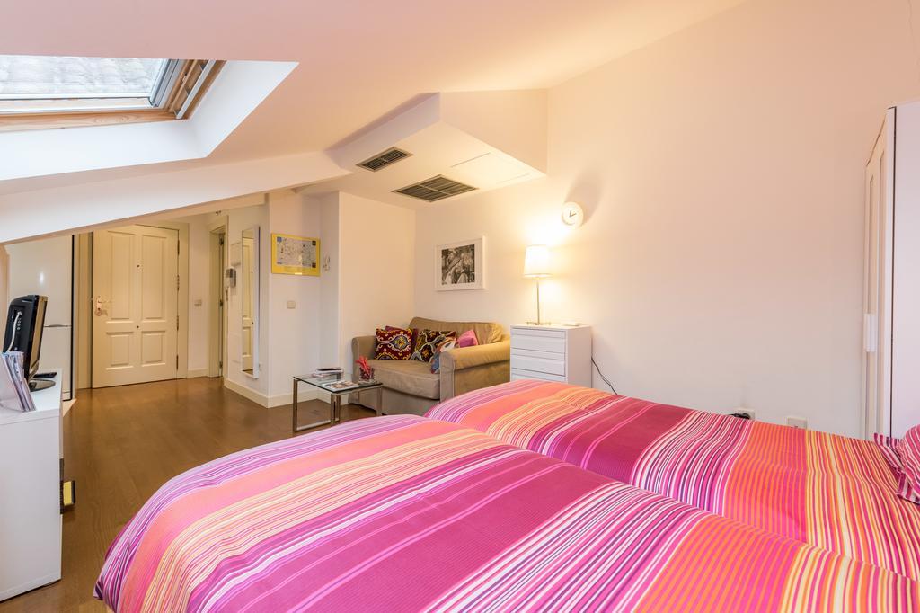 Prince Santa Ana Apartment - Madrid — Fotos 1